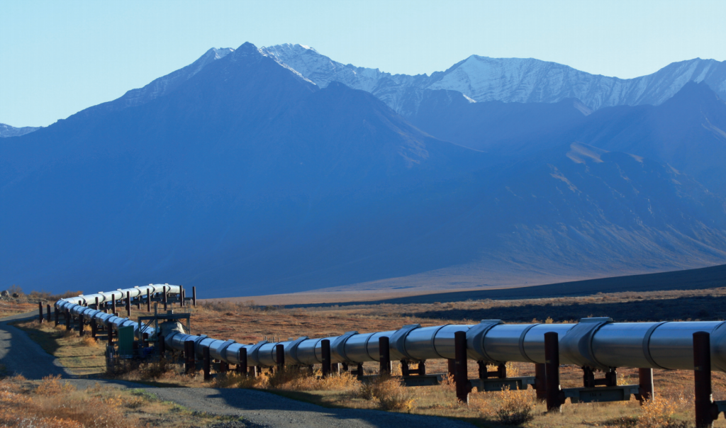 Pipeline in front of mountaints